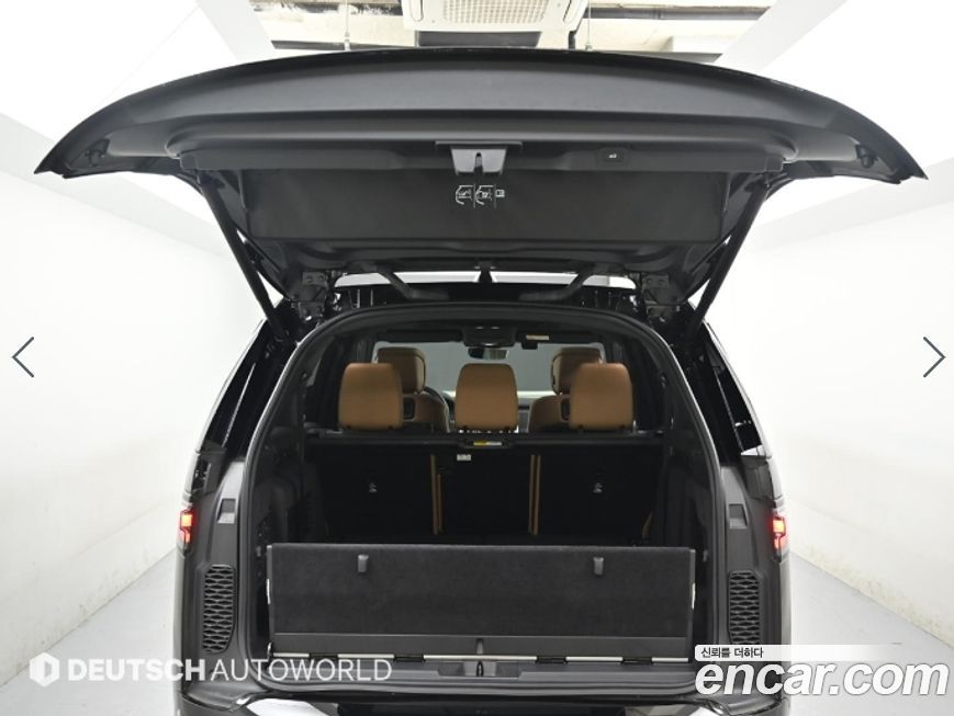 Land Rover Discovery 2025