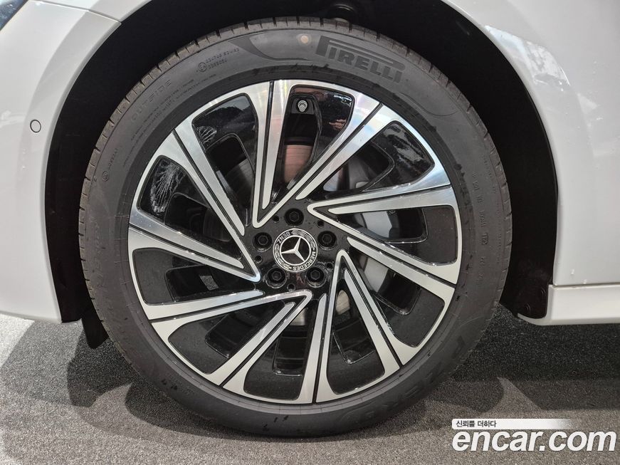 Mercedes-Benz E-Class 2026