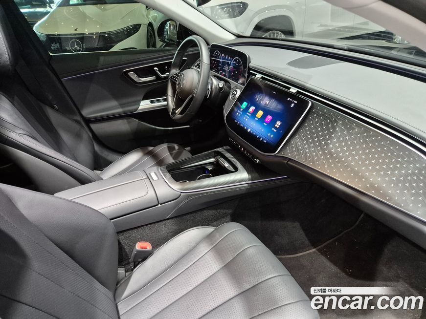 Mercedes-Benz E-Class 2025