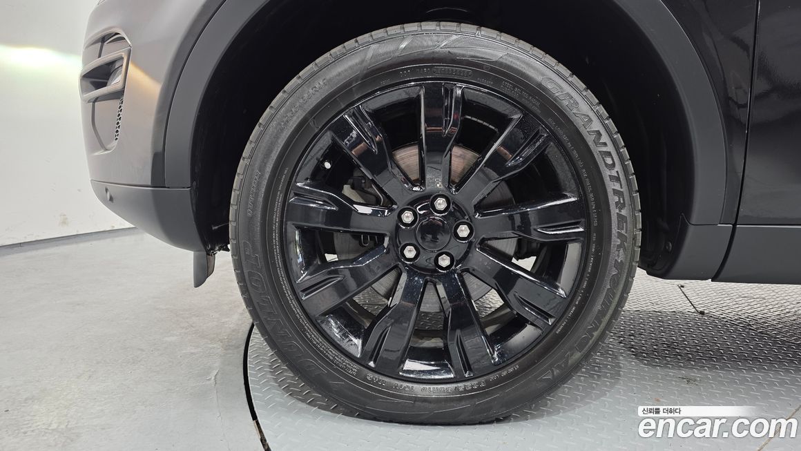 Land Rover Discovery Sport 2015