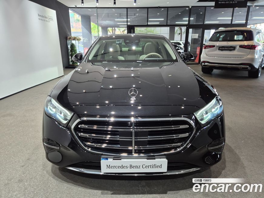 Mercedes-Benz E-Class 2025