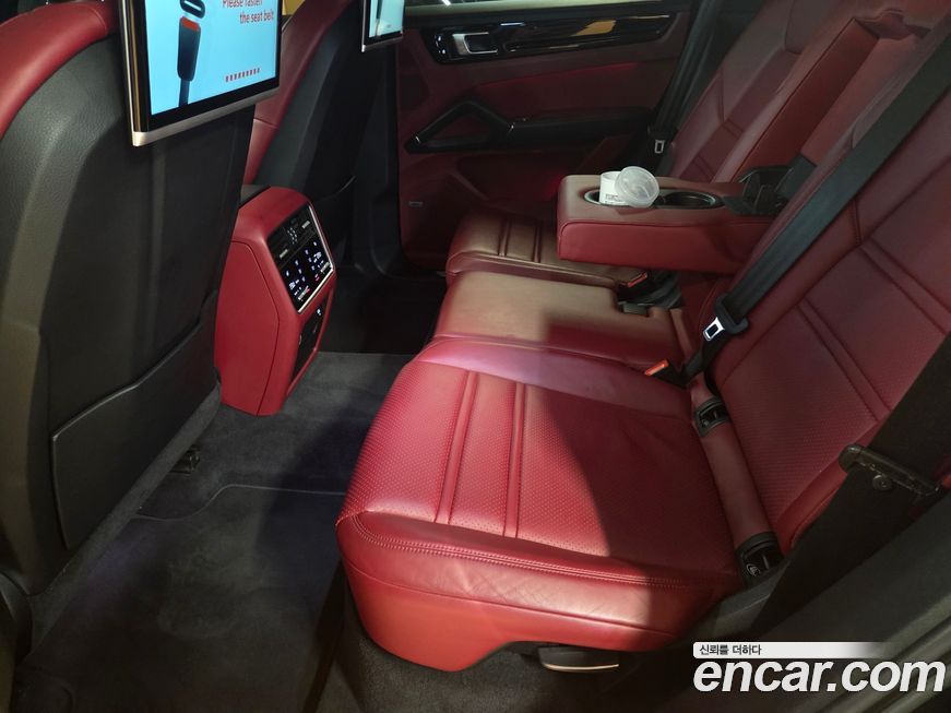 Porsche Cayenne 2020