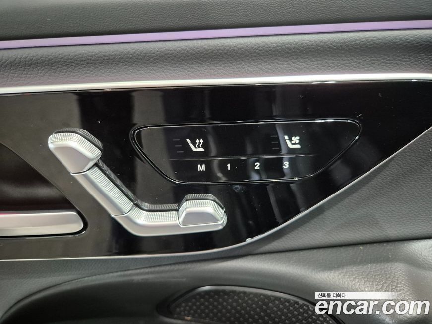Mercedes-Benz E-Class 2025