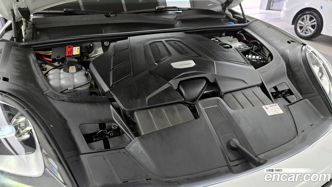 Porsche Cayenne 2022