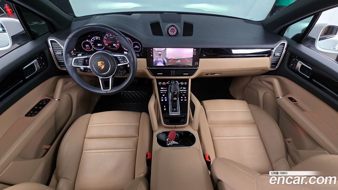 Porsche Cayenne 2022