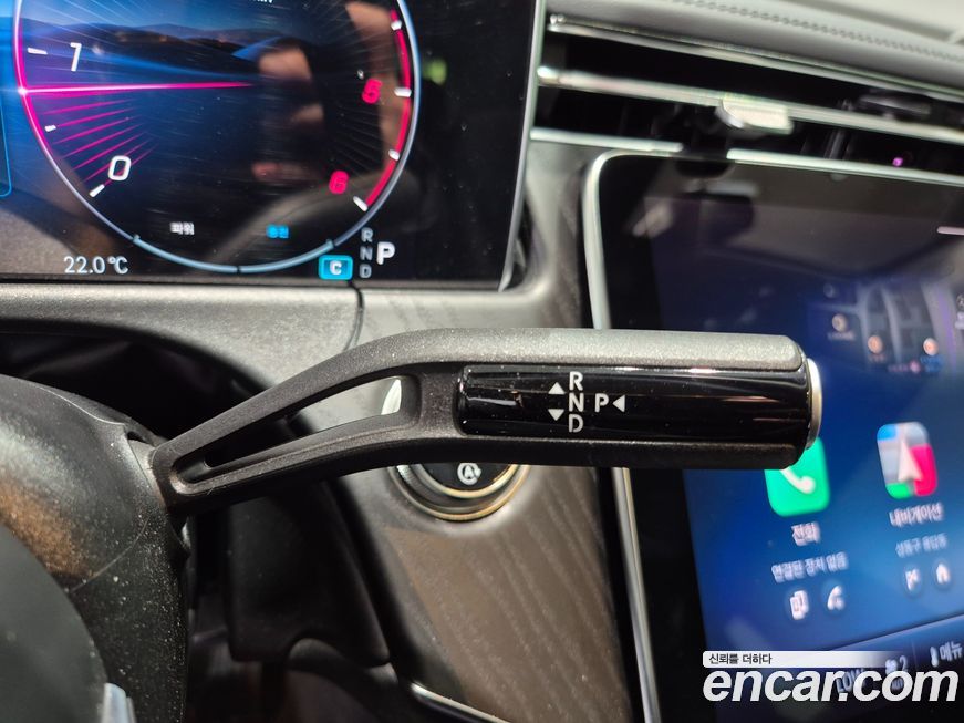 Mercedes-Benz E-Class 2025