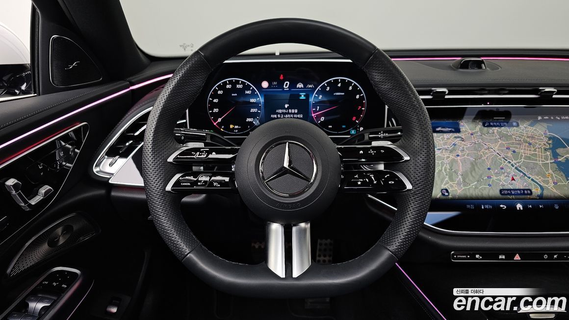 Mercedes-Benz E-Class 2024