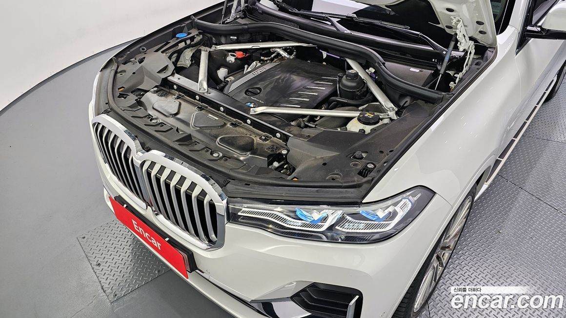 BMW X7 2022