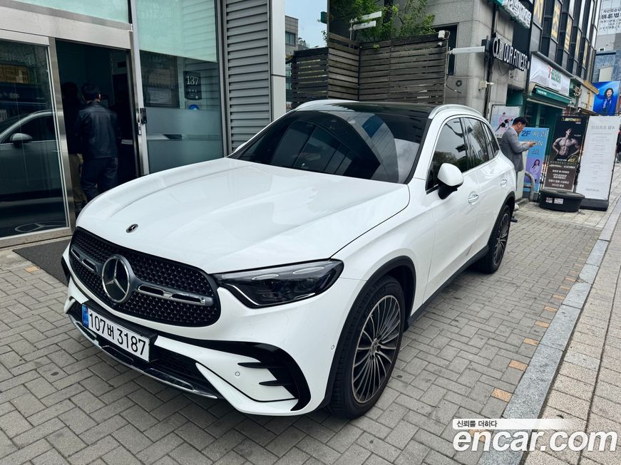 Mercedes-Benz GLC-Class 2026