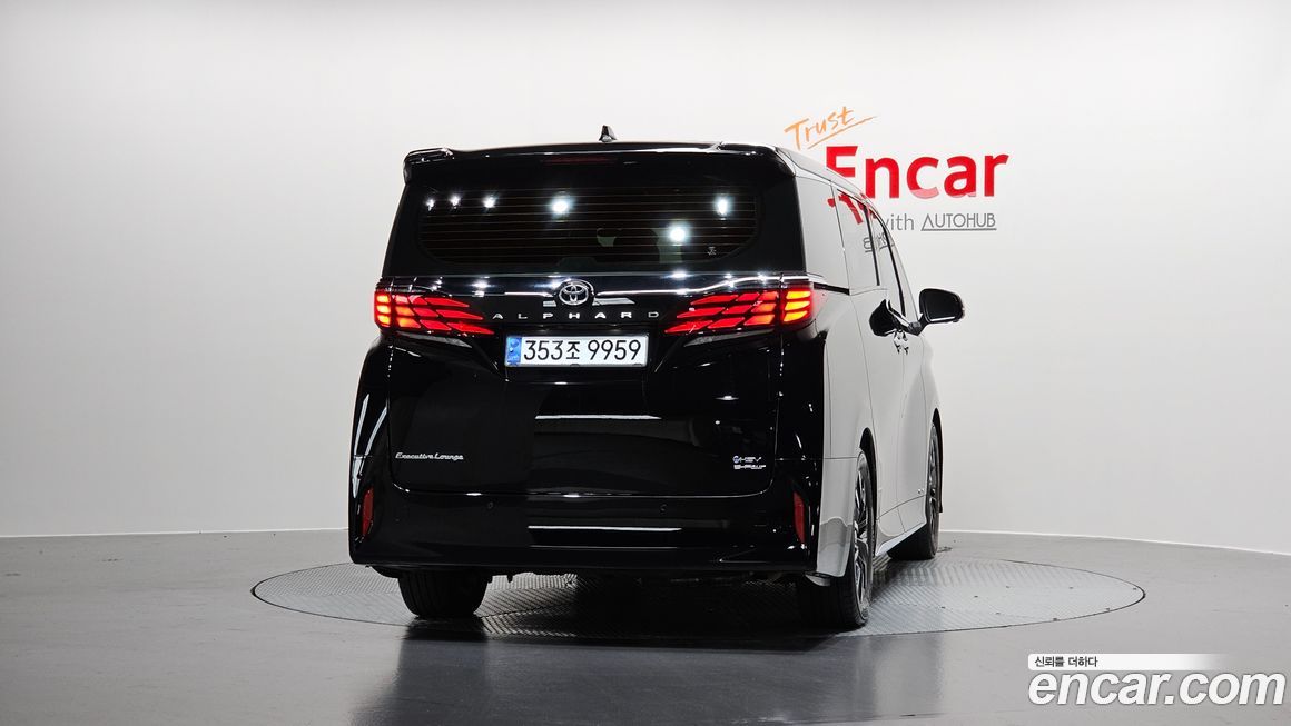 Toyota Alphard 2024