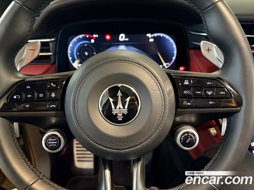 Maserati Grecale 2023