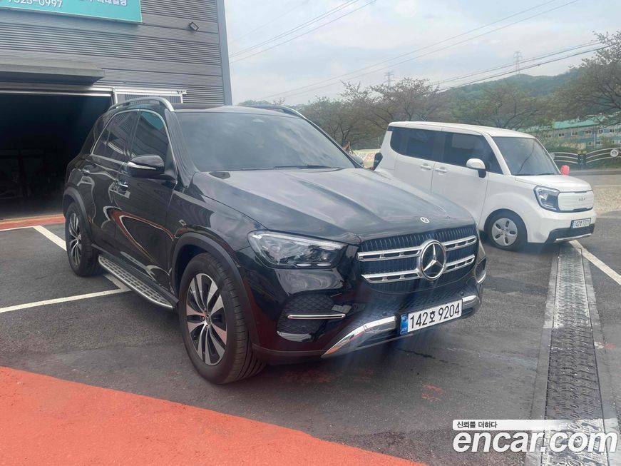 Mercedes-Benz GLE-Class 2025