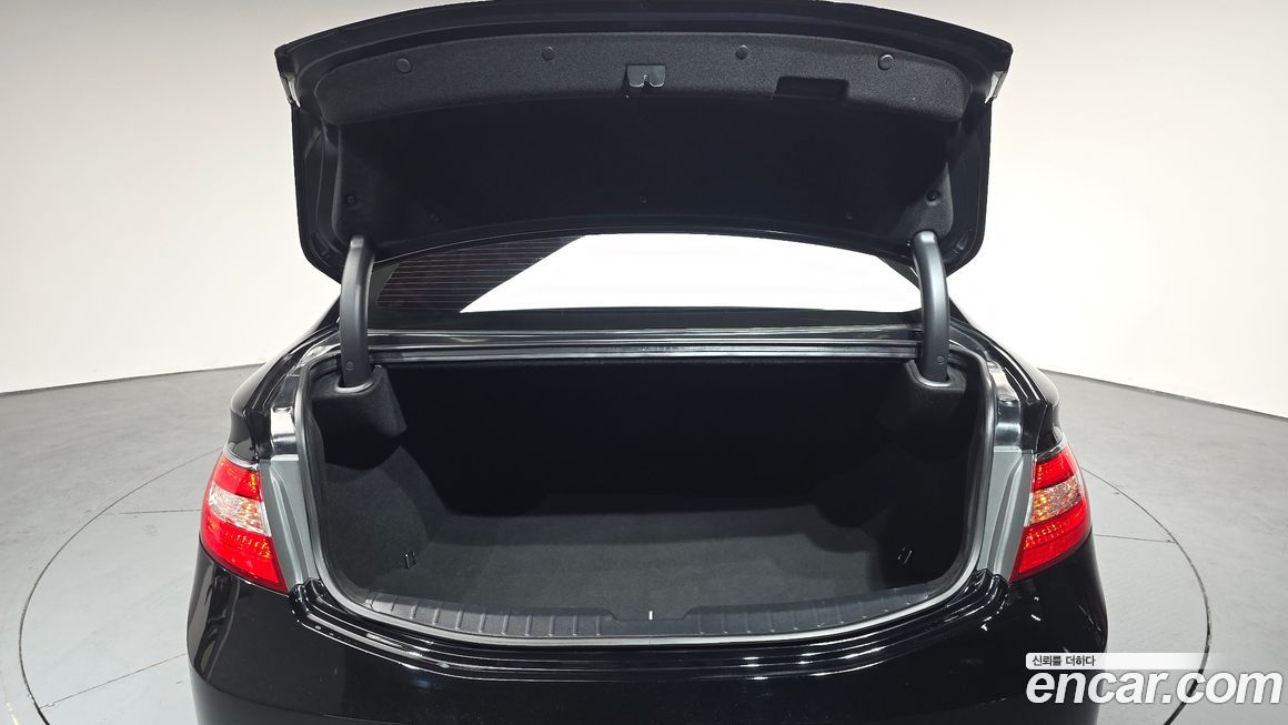 Hyundai Grandeur 2016