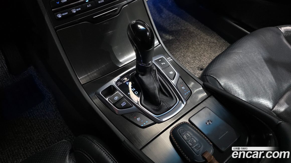 Hyundai Grandeur 2016