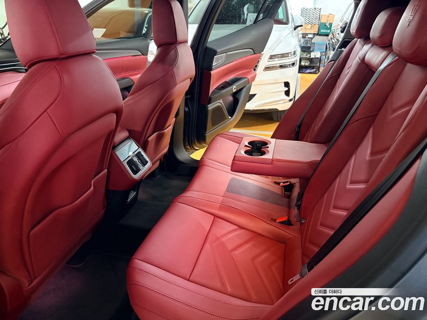 Maserati Grecale 2023