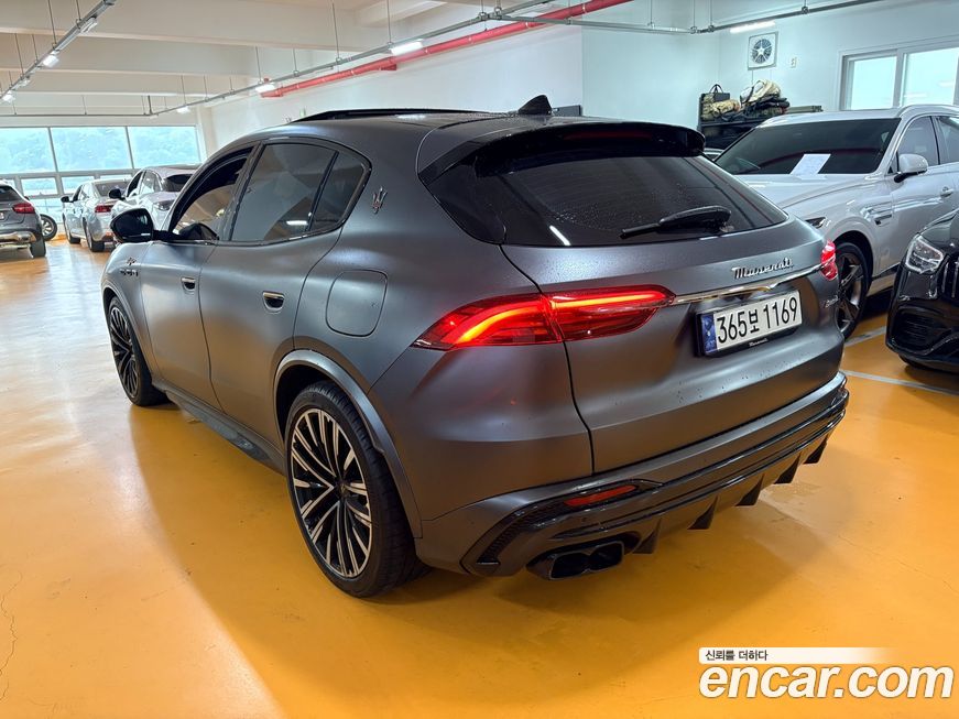 Maserati Grecale 2023