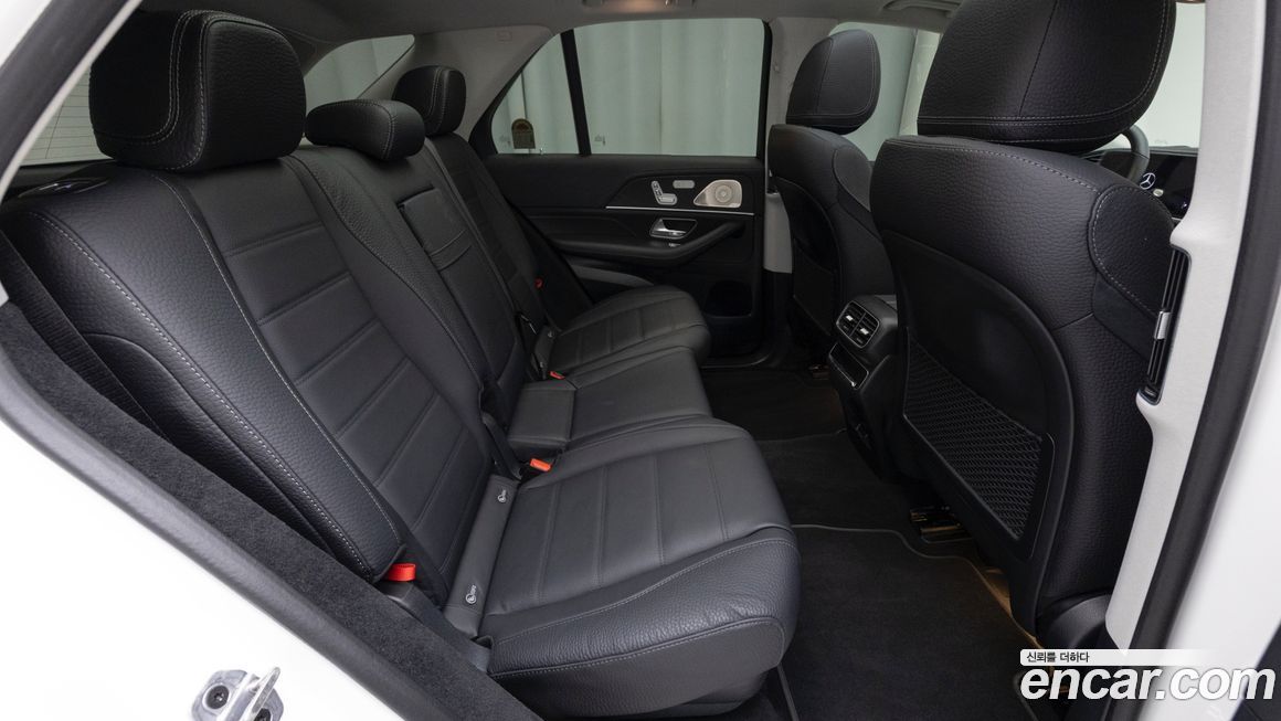 Mercedes-Benz GLE-Class 2025