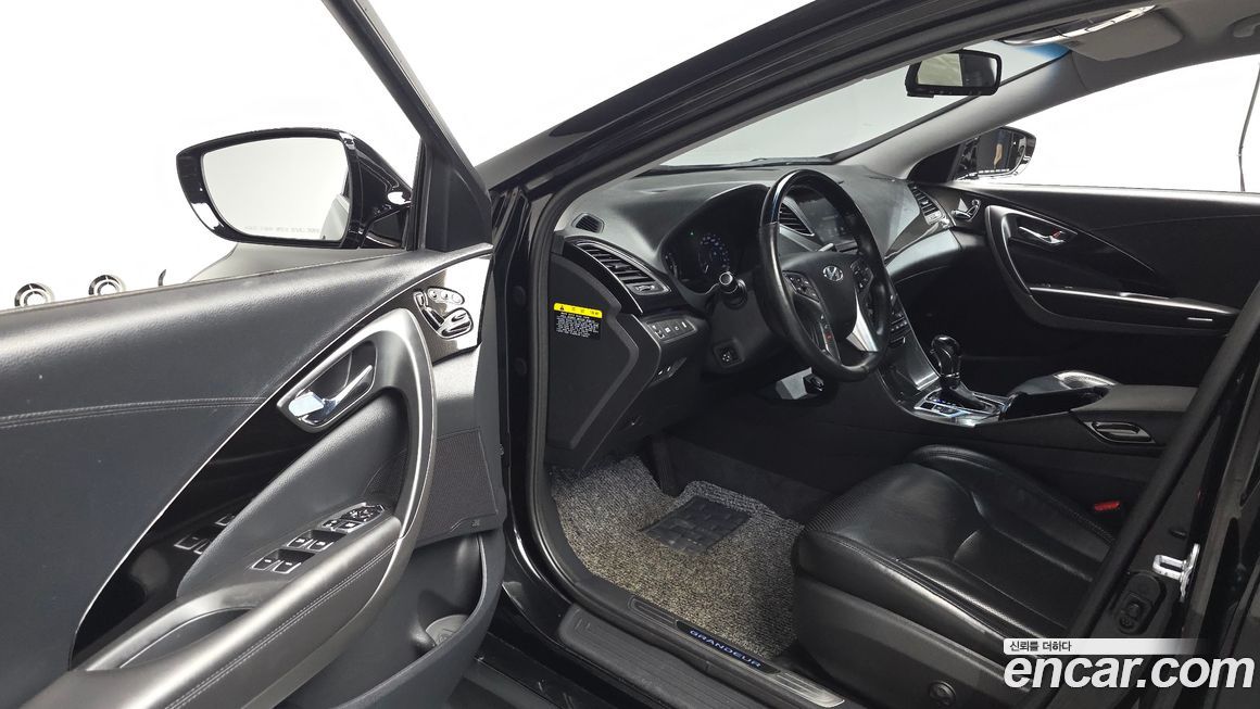 Hyundai Grandeur 2016