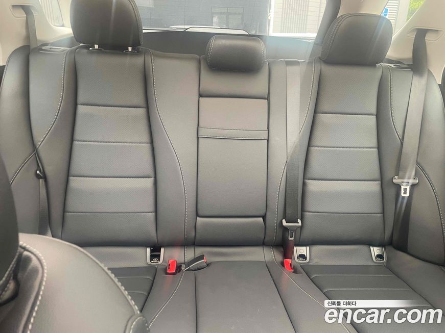 Mercedes-Benz GLE-Class 2025