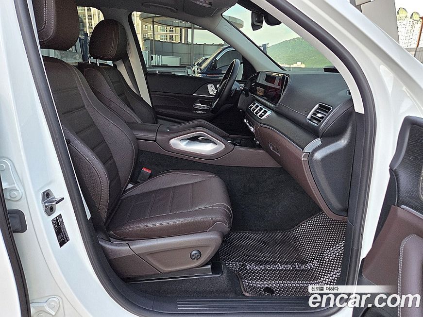 Mercedes-Benz GLE-Class 2023