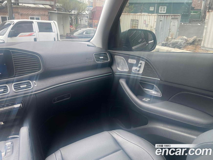 Mercedes-Benz GLE-Class 2025