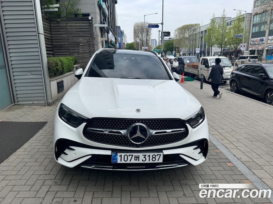 Mercedes-Benz GLC-Class 2026
