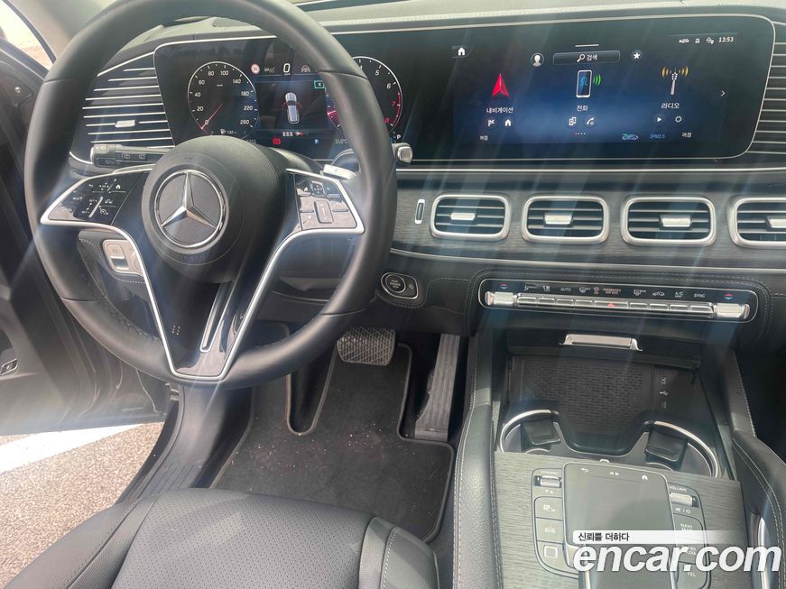 Mercedes-Benz GLE-Class 2025