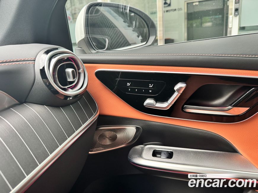 Mercedes-Benz GLC-Class 2026