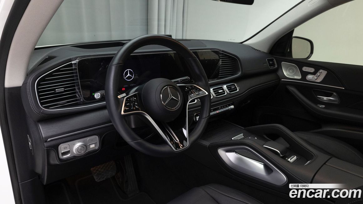 Mercedes-Benz GLE-Class 2025