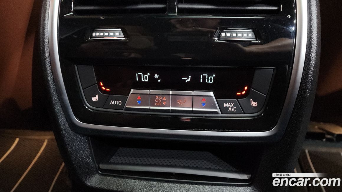 BMW X7 2025