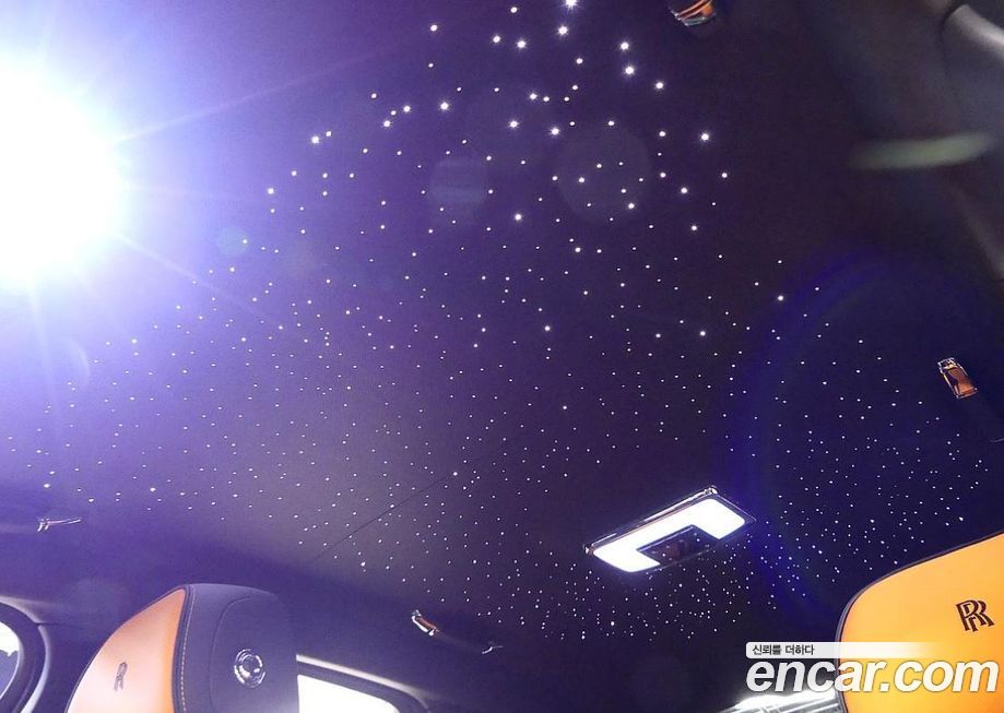 Rolls-Royce Ghost 2025