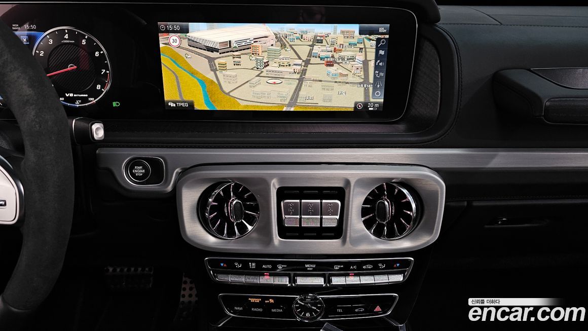 Mercedes-Benz G-Class 2024