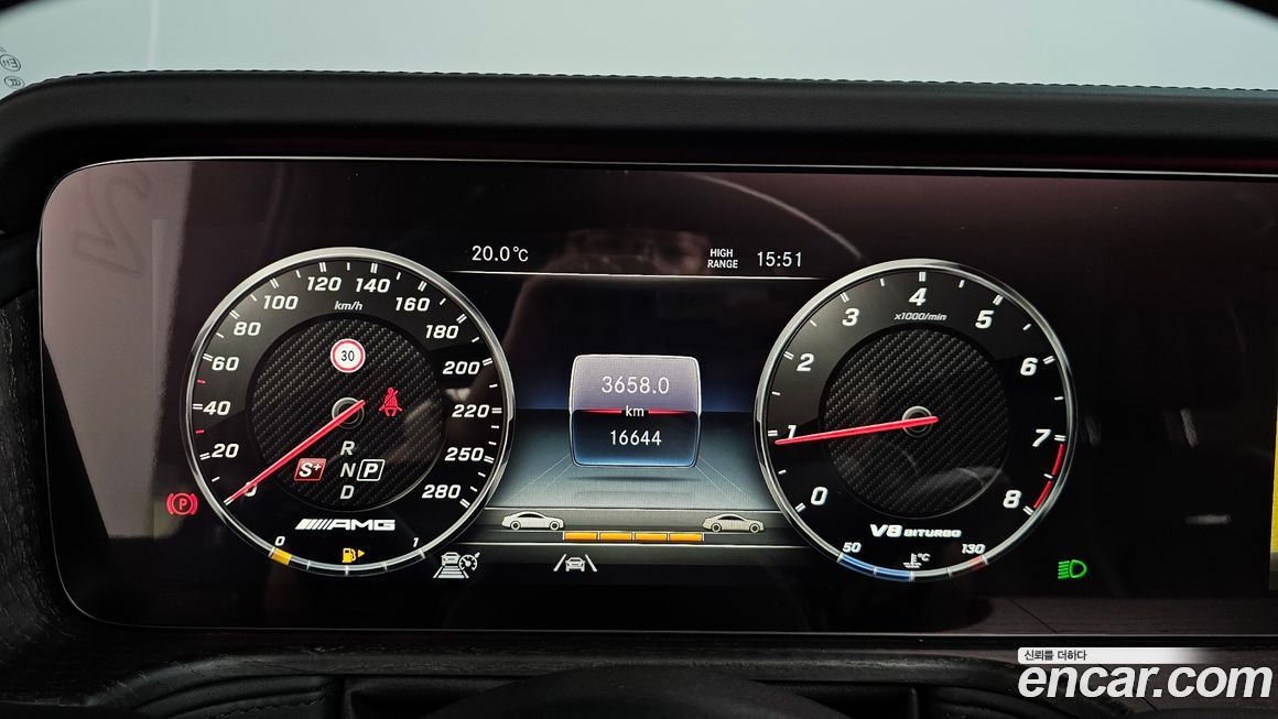 Mercedes-Benz G-Class 2024