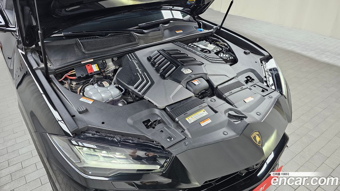 Lamborghini Urus 2022