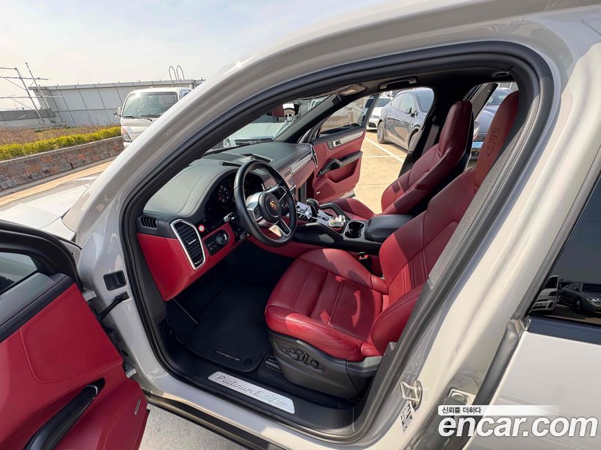 Porsche Cayenne 2023