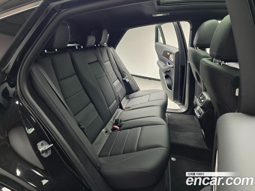 Mercedes-Benz GLE-Class 2026