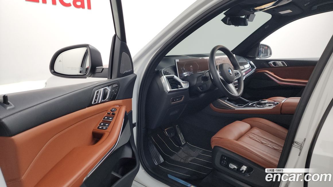 BMW X7 2025
