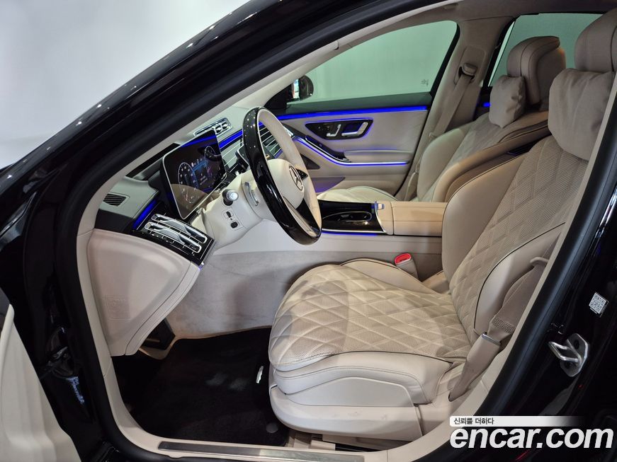 Mercedes-Benz S-Class 2025