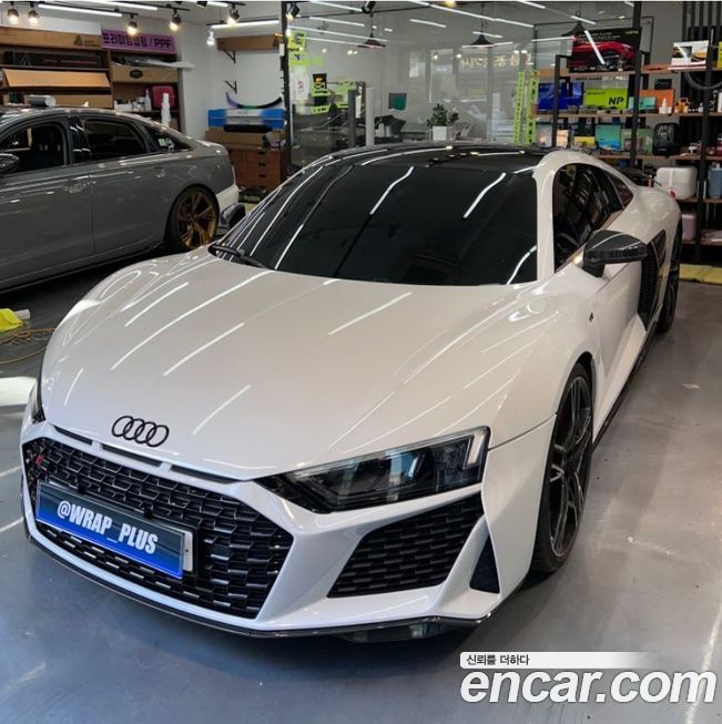 Audi R8 2021