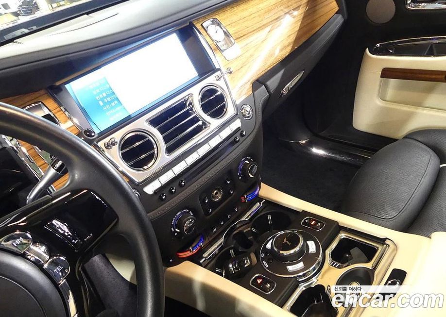 Rolls-Royce Ghost 2016