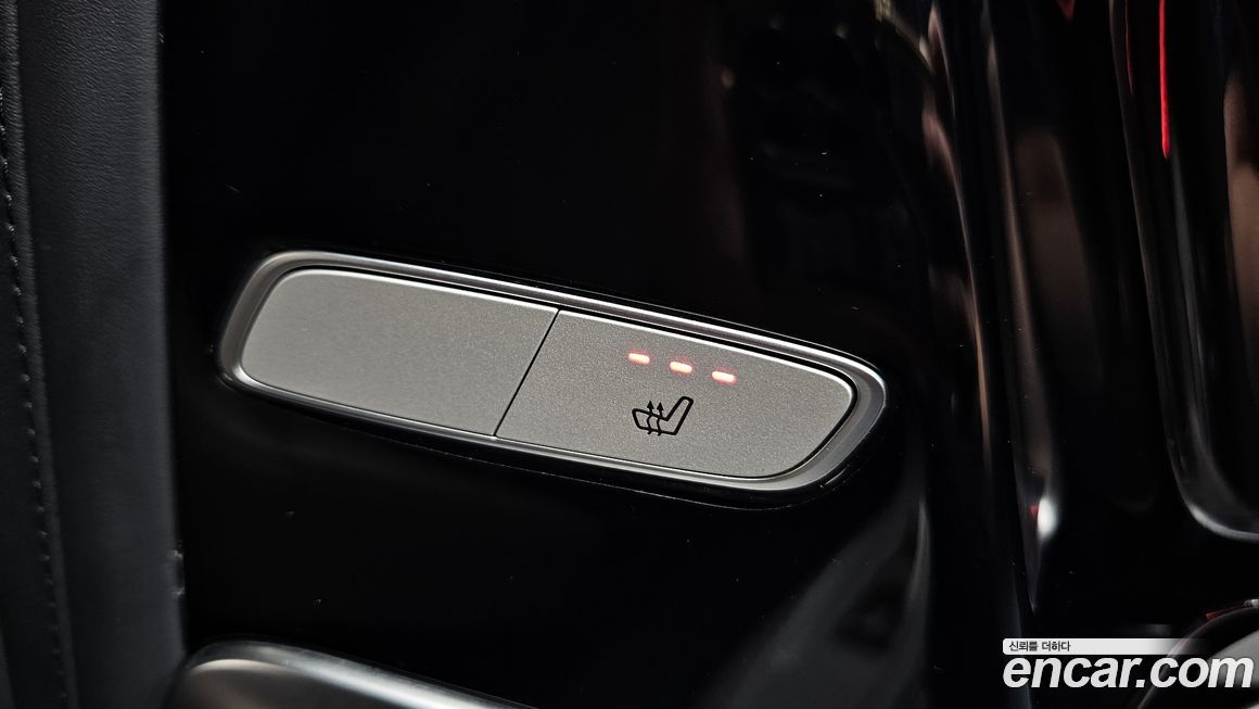 Mercedes-Benz G-Class 2024