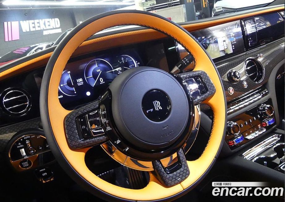 Rolls-Royce Ghost 2025