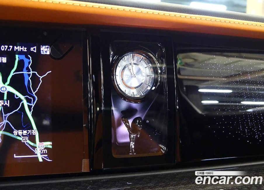 Rolls-Royce Ghost 2025