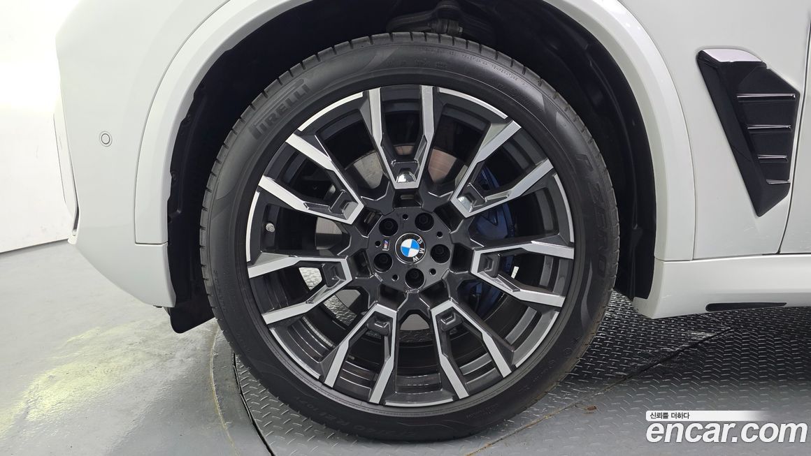 BMW X5 2025