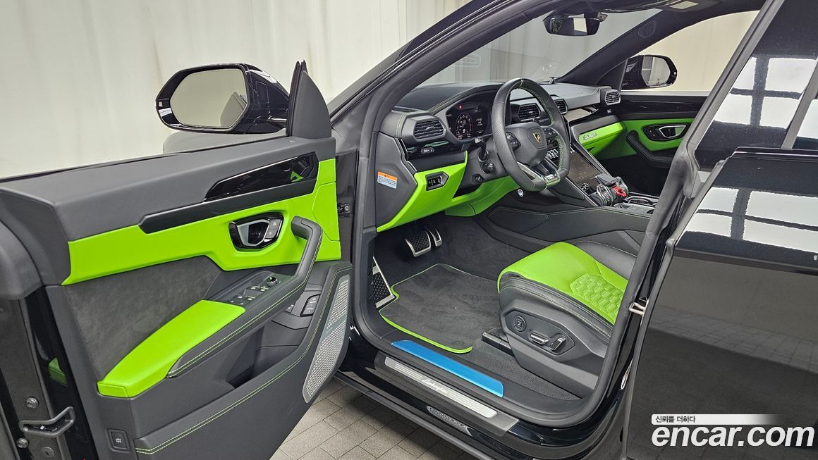 Lamborghini Urus 2022