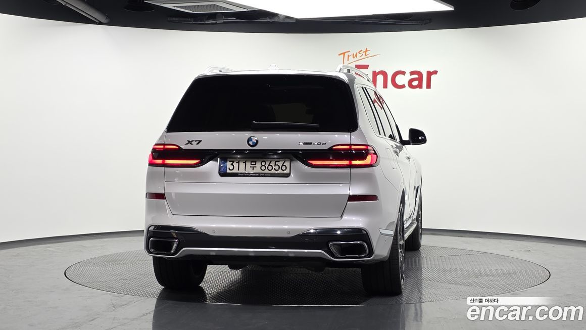 BMW X7 2024
