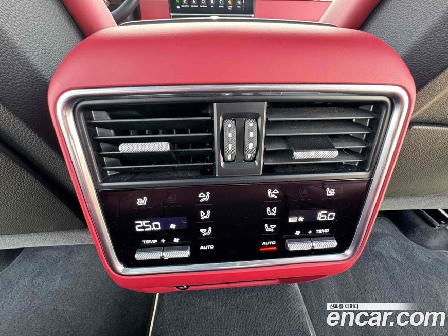 Porsche Cayenne 2023