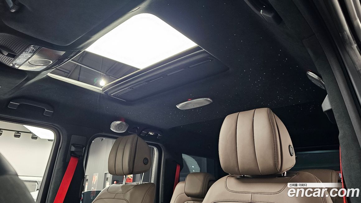 Mercedes-Benz G-Class 2024