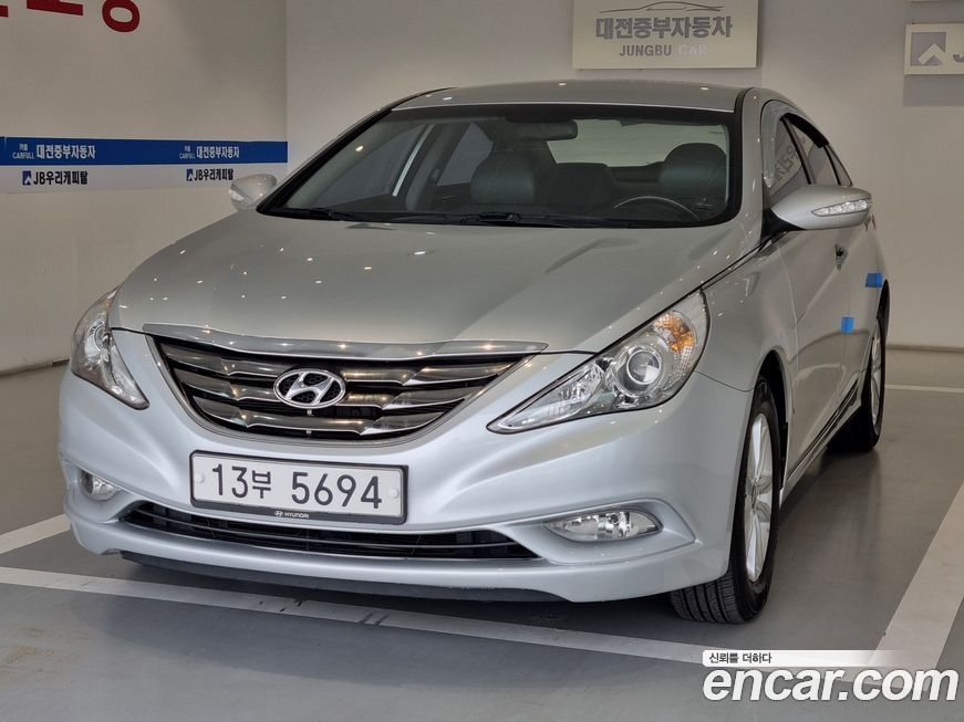 Hyundai Sonata 2010