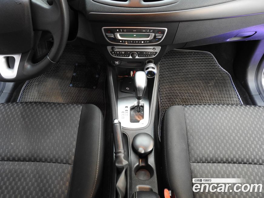 Renault-KoreaSamsung SM3 2010